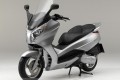 Un scooter Honda S Wing 125  gagner BHV