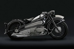 BMW R7 retrofutuer - L'Art de la moto par BMW