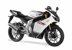 Nouvelle Rieju RS3 125cc version blanche