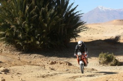 Oscar Polli ouvre la piste mais ne termine que second - - Crédit photo : Africa Eco Race 2012 - Desert Runner