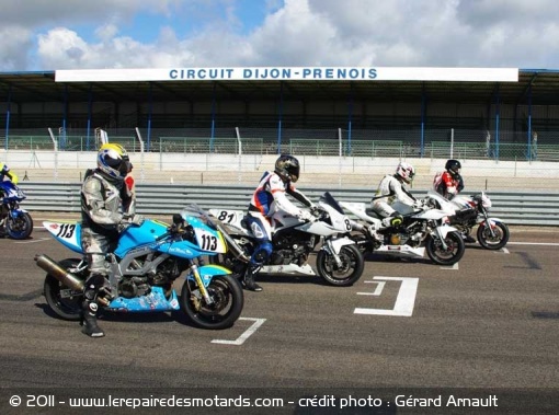 Départ de la Roadster Cup AMT Assurance