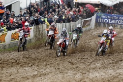 Tonus (7), Aubin (131) et Karro (91), le tiercé gagnant en MX2 (Photo P.Haudiquert / mediacross)