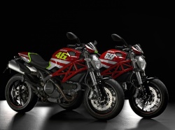 Ducati Monster Art : dédicace Rossi et Hayden