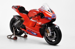 Les Ducati Desmosedici, GP10 et GP11 aux enchères lors du RM Auctions à Monaco