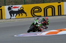 WSBK : la pole position pour Sykes à Brno