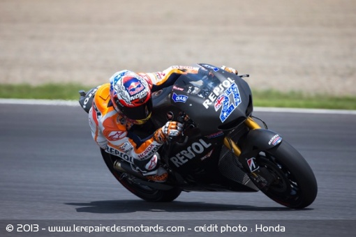 Stoner lors des test à Motegi - Photo : Honda