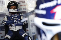 MotoGP : Randy De Puniet aux commandes du prototype Suzuki (photo : David Reygondeau)