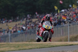 MotoGP : Stefan Bradl assure les points à Brno - Photo : LCR Honda Team