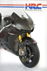 MotoGP : Honda dévoile la RCV1000R