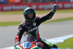 Sam Lowes en pole en Supersport à Silverstone - Photo : WSBK