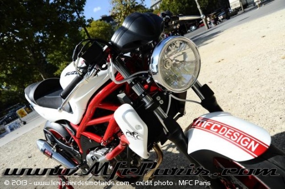 http://www.lerepairedesmotards.com/img/actu/2013/conso/preparation-suzuki-gladius-cafe-racer-mfc-paris-phare.jpg