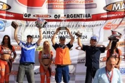 Enduro 3 podium