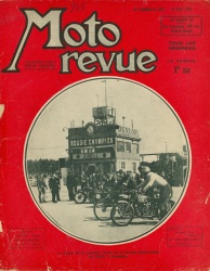 La fameuse couverture rouge de Moto Revue disparait dans les années 70