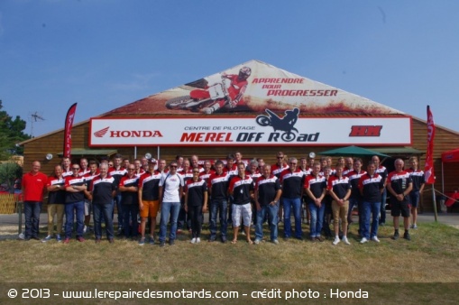 Journée de formation du réseau Honda Cadre Rouge au centre de pilotage Merel Off Road