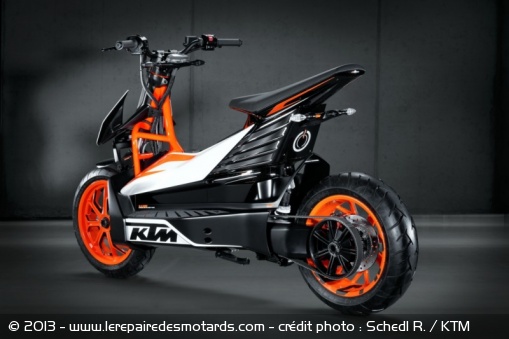 Un concept de scooter électrique chez KTM