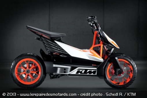 Un concept de scooter électrique chez KTM