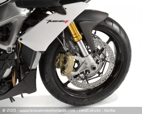 Roadster Aprilia Tuono V4 R ABS 2014