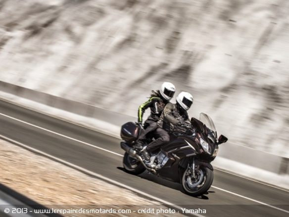 Routière Yamaha FJR 1300 AE