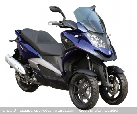 Scooter Quadro 3D 350S coloris ocean blue