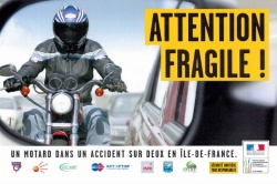 Campagne d'affichage attention fragile 