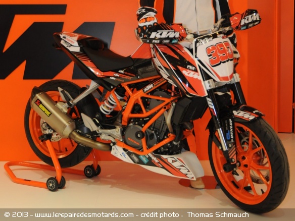 Salon de la Moto : KTM Duke 390 Cup