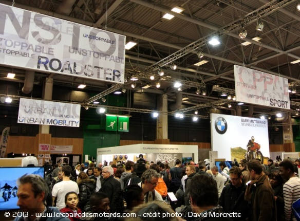 Le stand BMW au Salon de la Moto