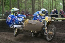 Le Championnat du Monde de Side-Car Cross à Brou