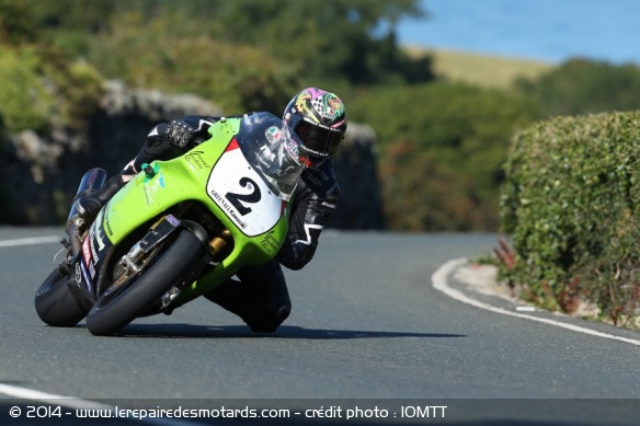 Hillier termine second et remporte le trophée Joey Dunlop