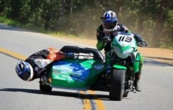 Les ambitions du Team les Marluches, des mordus du rallye sidecar