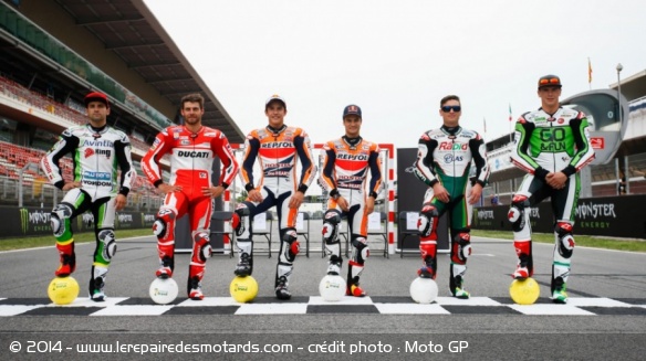 Les pilotes de Moto GP se convertissent au football