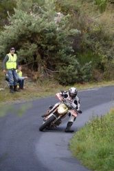 Pierre Lemos mène la catégorie Sport avec sa KTM Duke - crédit photo : Moto Tour