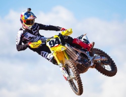 MX : Acerbis sponsor du team RCH Race