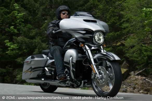 Harley-Davidson CVO Street Glide