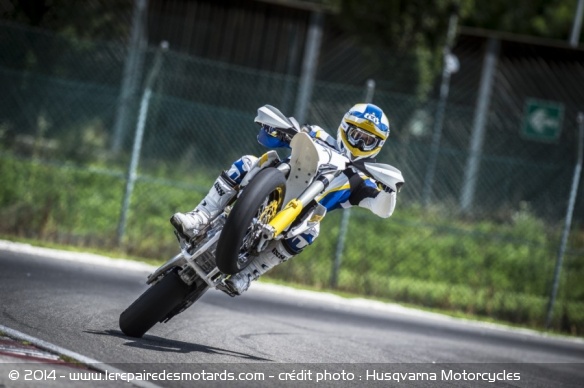 Husqvarna 701 Supermoto