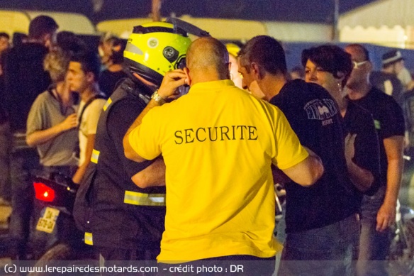 Equipe de motards sécurité Sce-Performance