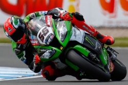 WSBK : Sykes prend les commandes à Donington - crédit photo : WorldSBK