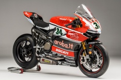 WSBK : Akrapovic partenaire de Ducati Corse