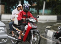 Indonésie : interdiction de moto pour les couples non-mariés - crédit photo : DR