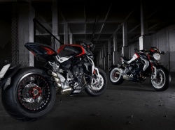 MV Agusta Assurance choisit April Moto