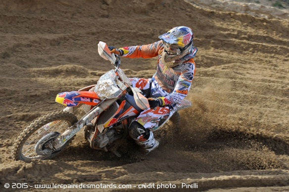 Pals Jonass remporte la série MX2