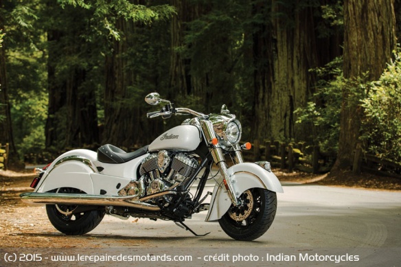 Indian Chief Classic Pearl White