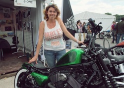 Sabrina du Stand Harley-davidson 