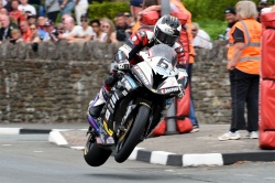 TT : le Senior TT pour Dunlop - crédit photo : IOMTT