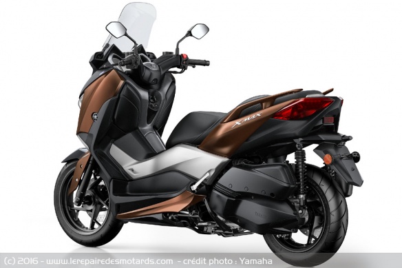 Yamaha X-Max 300