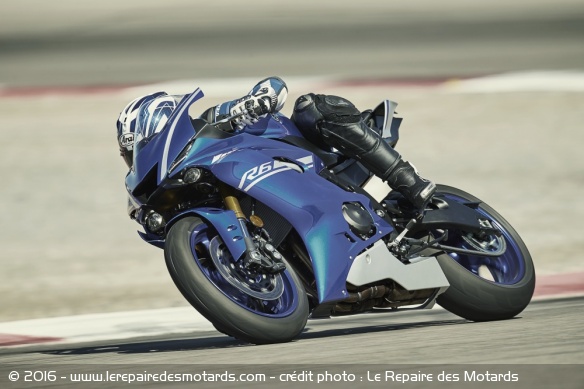 Yamaha YZF-R6 en action