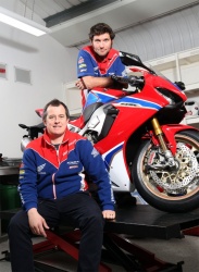 McGuinness et Martin piloteront la nouvelle Fireblade SP2 sur les courses Superbike et Senior TT