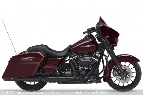 Harley-Davidson Street Glide Special