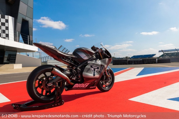 Le prototype Triumph de Moto2