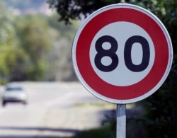 80 km/h : le Sénat demande des explications