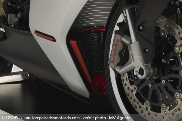 Concept MV Agusta Superveloce 800